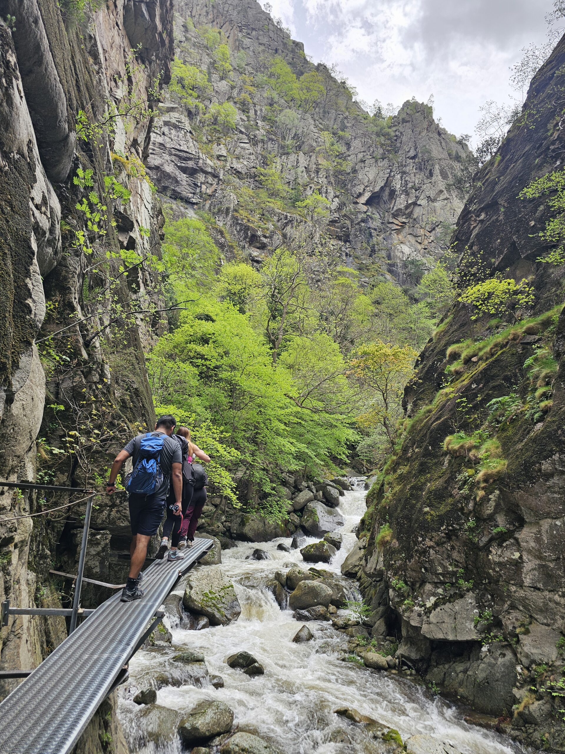 Sábado 10 y Domingo 11 de Octubre - Pirineo Francés - Acampada libre / Vivac - Gorges de Carança - Termas Naturales