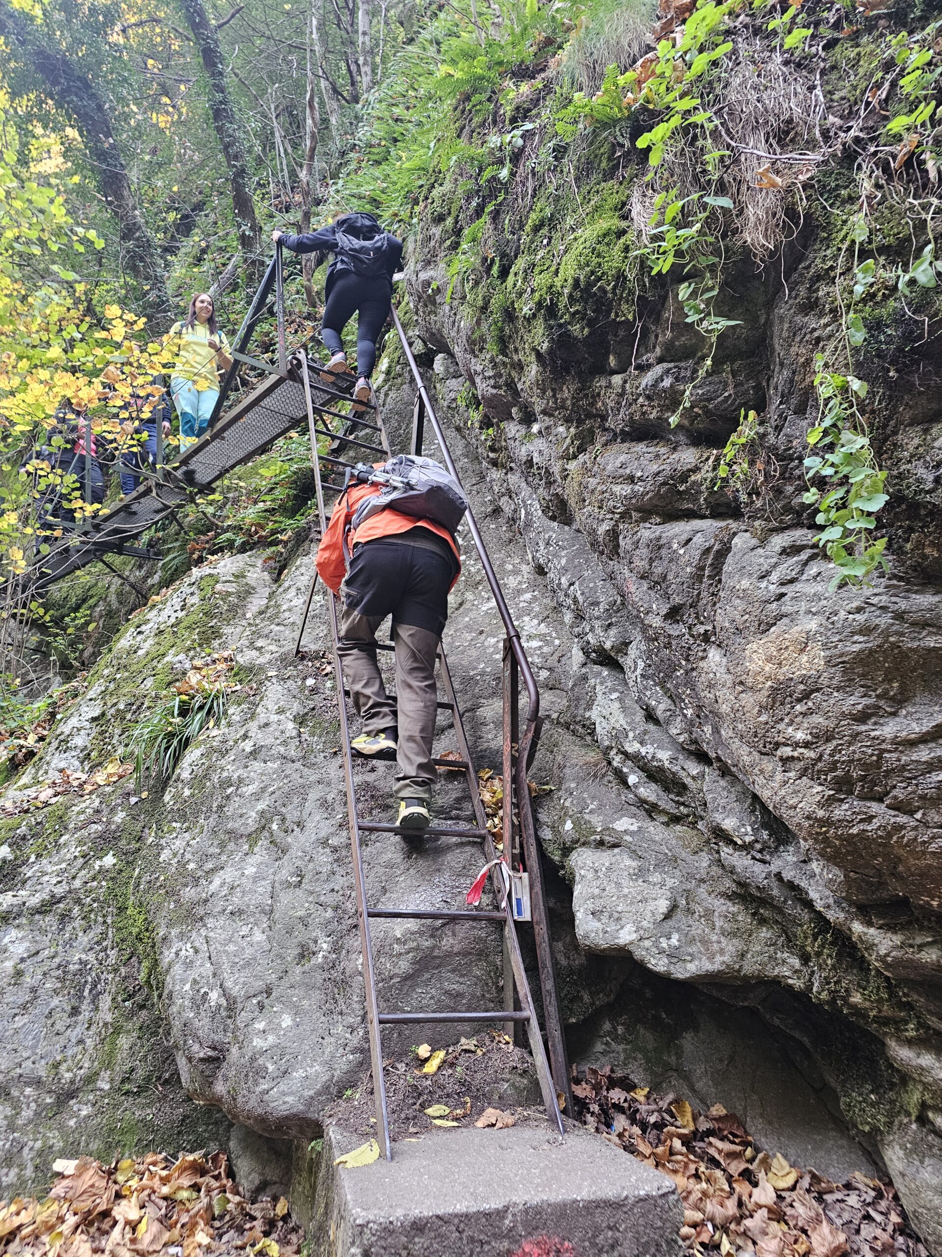 Sábado 10 y Domingo 11 de Octubre - Pirineo Francés - Acampada libre / Vivac - Gorges de Carança - Termas Naturales - Imagen 17