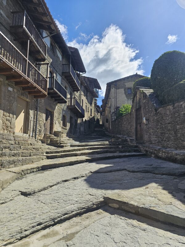 Domingo 5 de Octubre - Rupit Medieval y Salt de Sallent - Fácil 10km y 500d+ - Imagen 15